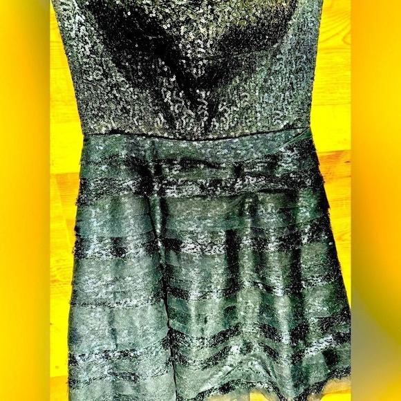 BCBGMAXAZRIA Strapless Sequin taffeta Black Cocktail prom holidays lace mini 6 - Picture 3 of 5